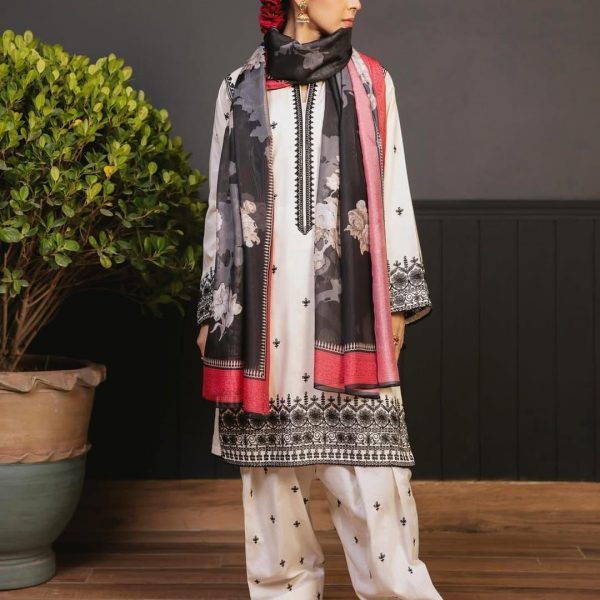 🌿 *COCO BY ZARA SHAHJAHAN – Summer Lawn Collection 2025 🌿