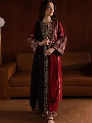 Lalazar Designer Dhank 3Pc unstitched embroidered suit – shirt, trouser, dupatta with heavy embroidery – Pakistani women’s luxury dress 2025